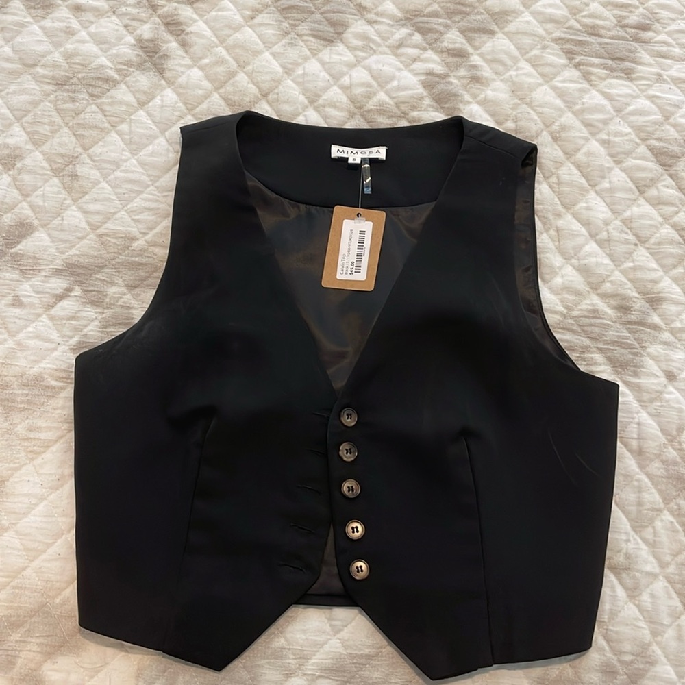NWT Cropped Vest - Good Quality